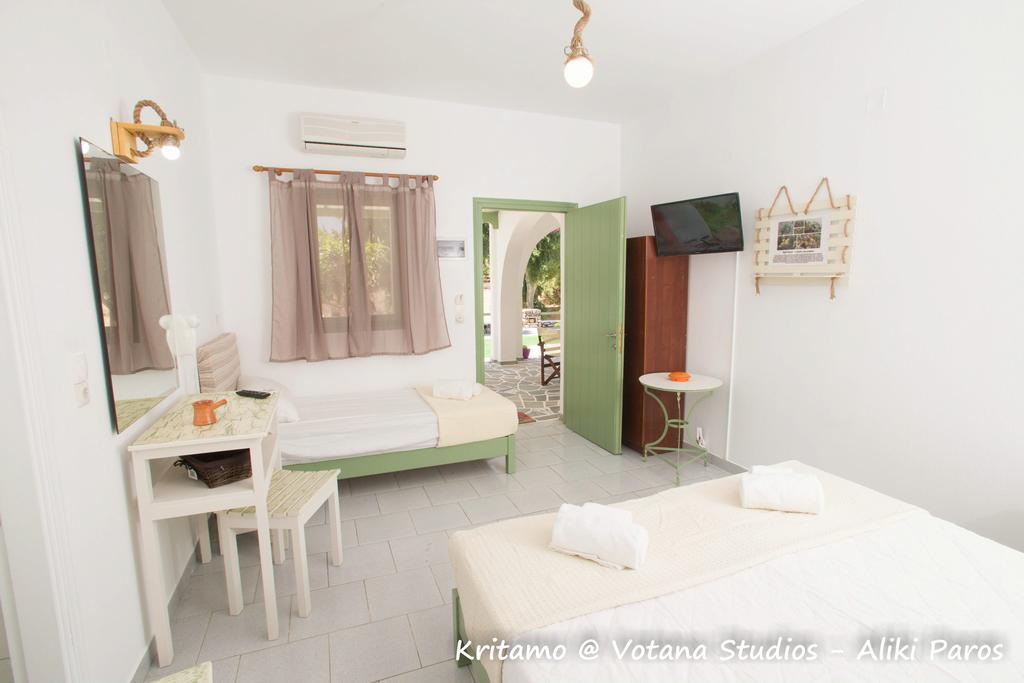 Votana Studios Alikí Habitación foto